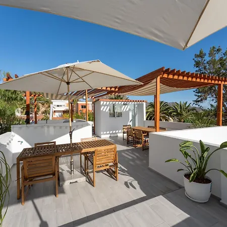 Gs Luxury With Stunning Views And A Solarium In Villa *