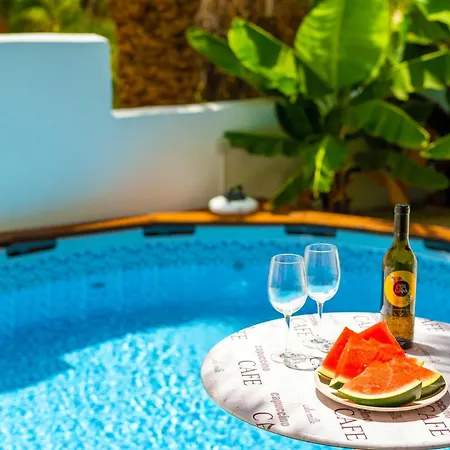 Gs Luxury With Stunning Views And A Solarium In Villa Arona (Tenerife)