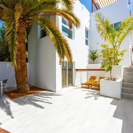 Gs Luxury With Stunning Views And A Solarium In Villa