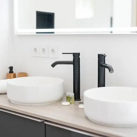 Gs Luxury With Stunning Views And A Solarium In